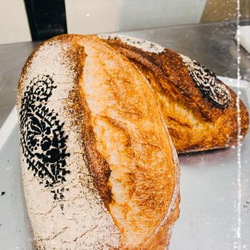 Cheche Sourdough Bread first overview