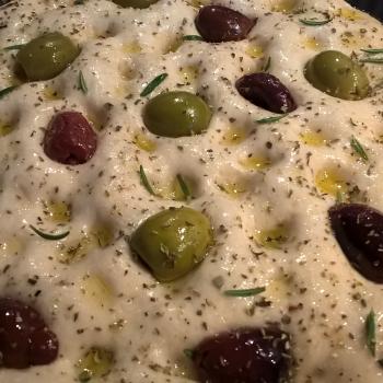 Katerina's Prozymaki Focaccia with Rosemary & Olives, Dinner Rolls first overview