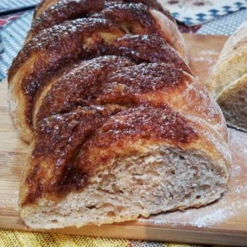 LoreMar Cinnamon bread first overview