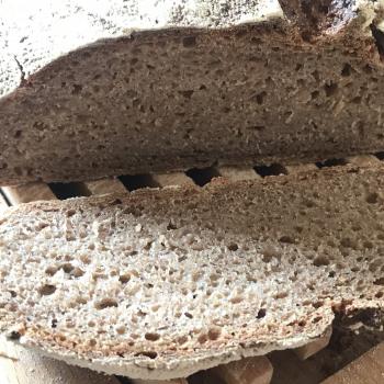 Mooskuh Rye-Emmer bread first slice