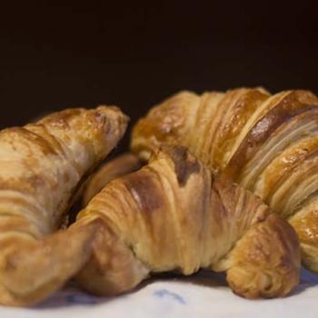 submama Croissants first overview